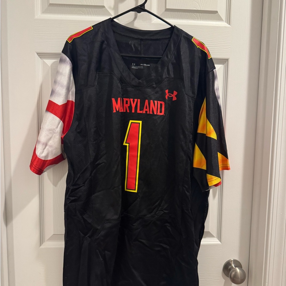 Under Armour Black Jersey with Red Accents